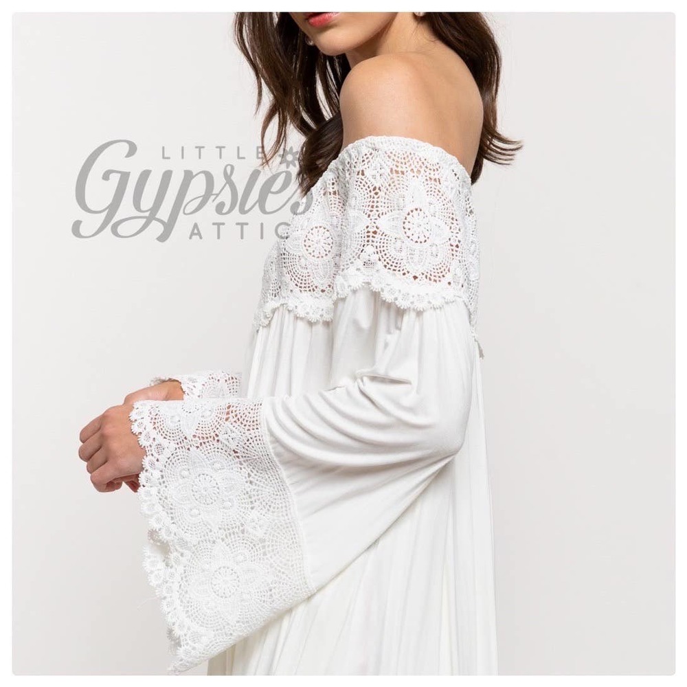 POL Make it Romance Lace Tunic - Picture 8 of 12